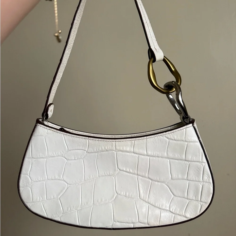 LIKE NEW STAUD Ollie Croc-Embossed Bag, Fresh White Faux Croc - Picture 5 of 9